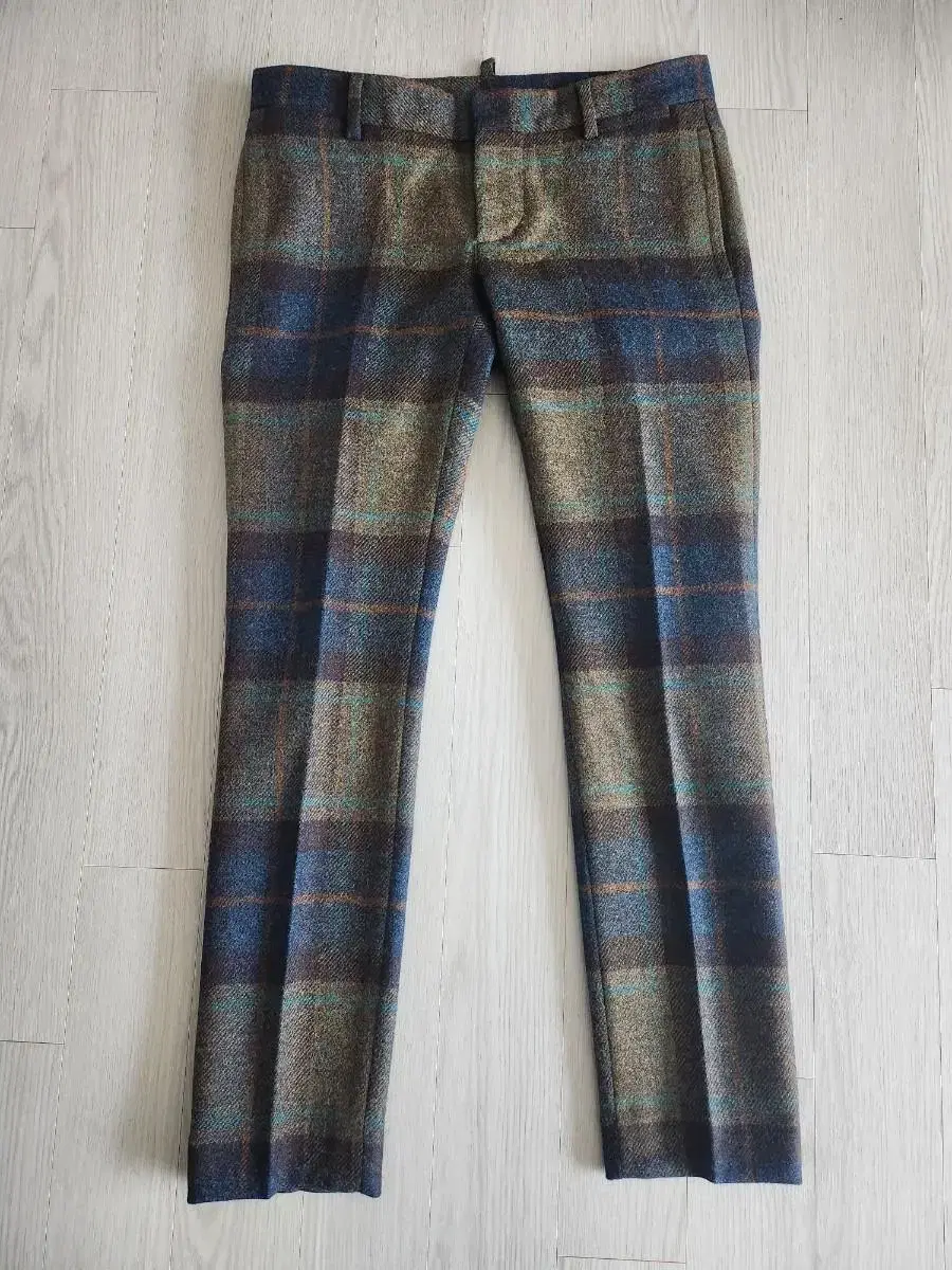 정품 디스퀘어드2 Tartan Check Wool Slim Pants