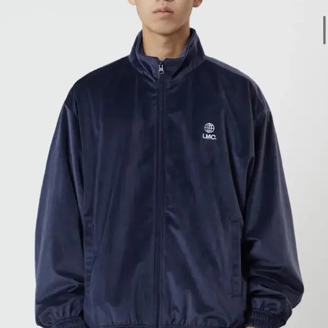 LMC globe velour track top navy 엘엠씨 트랙탑