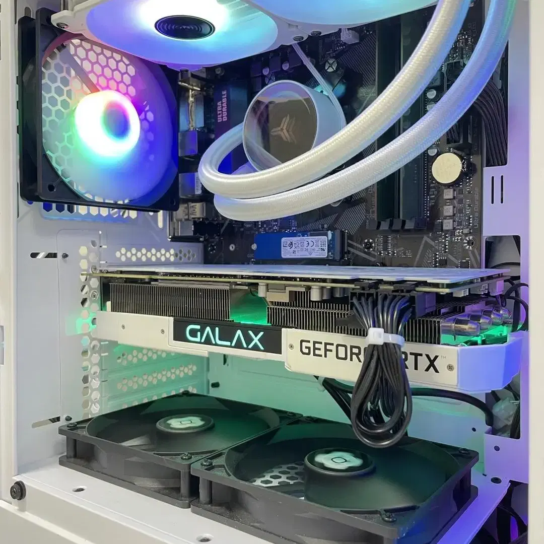 AMD7900X3D/X670/RAM32G/RTX4070S/1TB