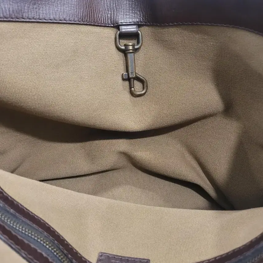 루이비통 LOUIS VUITTON 유타 모이칸 토트백 사진 8