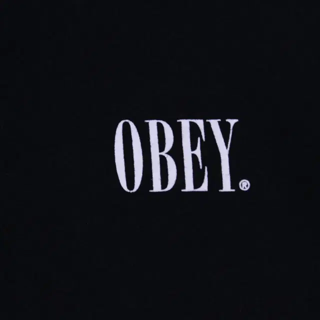 OBEY 오베이 검정색 맨투맨 S