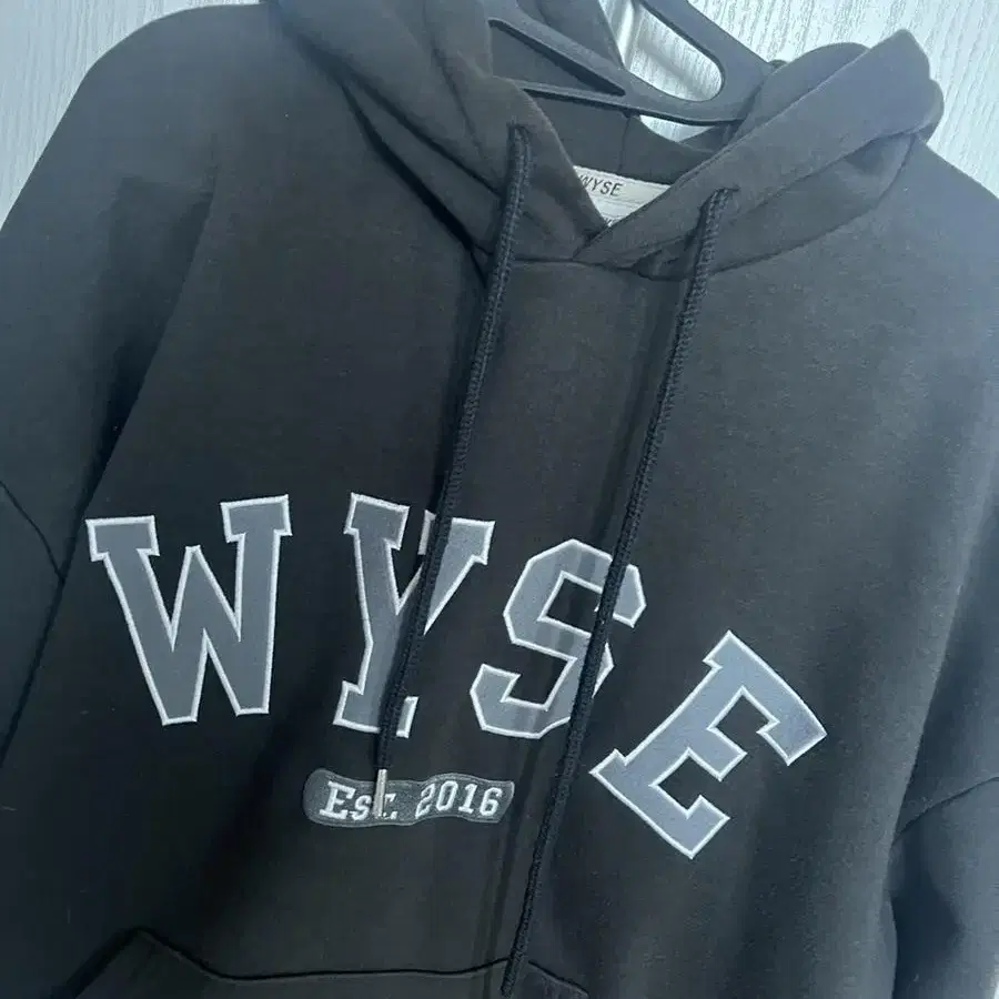 와이즈 후드티 챠콜색상 wyse