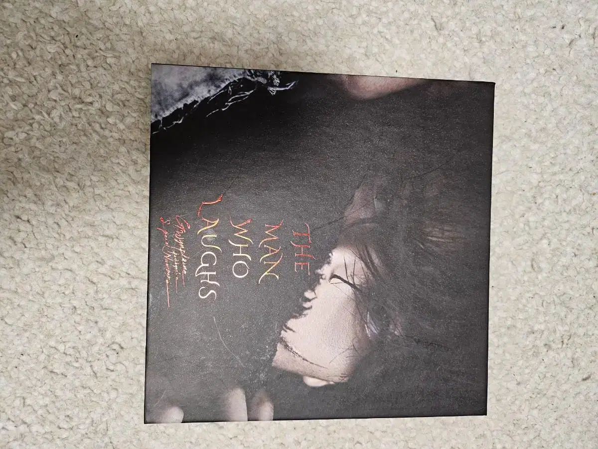 Park Hyo-shin Laughing Man LP poster + Hwang Project album