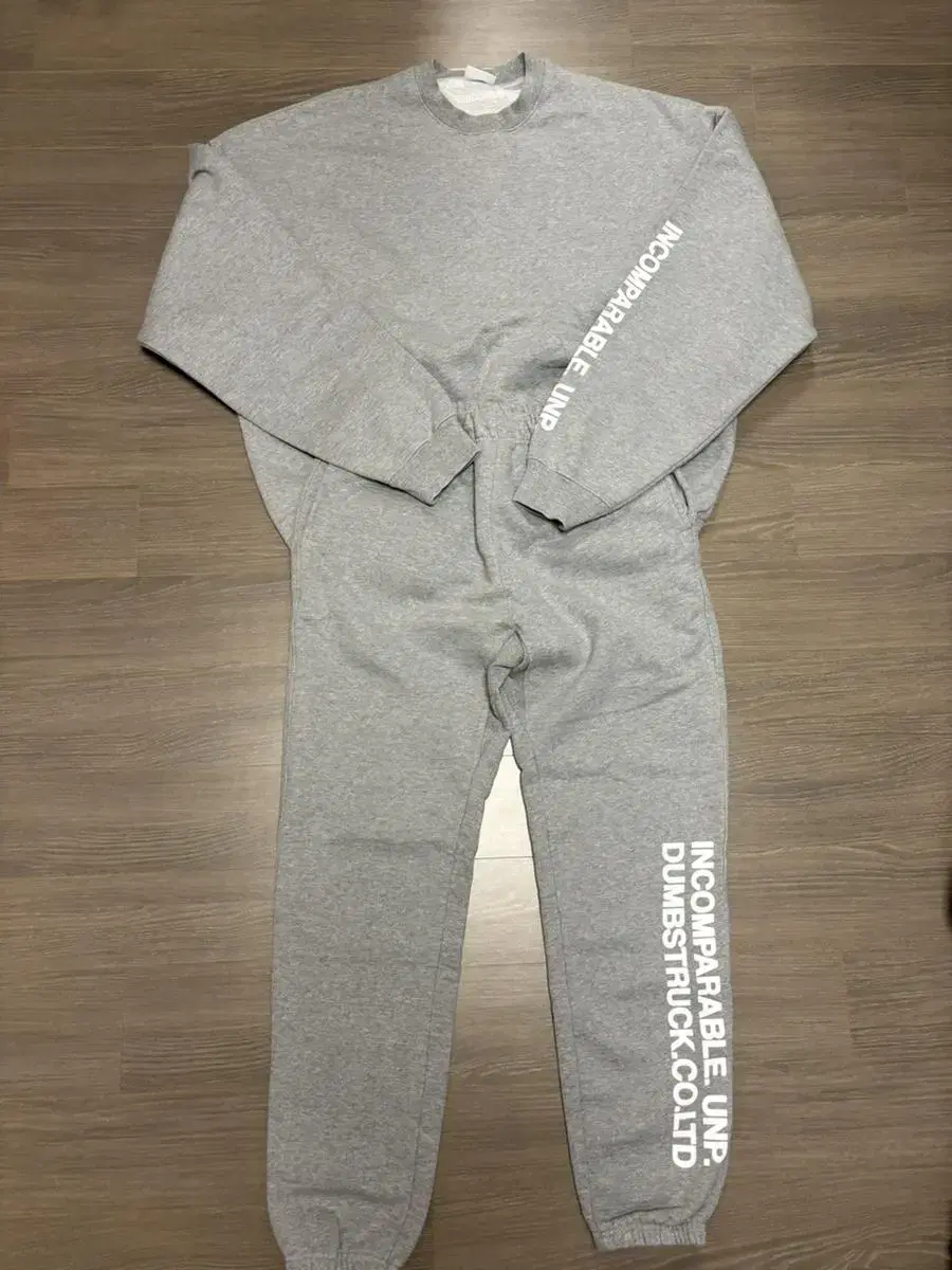 Dumbstruck Man-to-Man Jogger Pants Set L