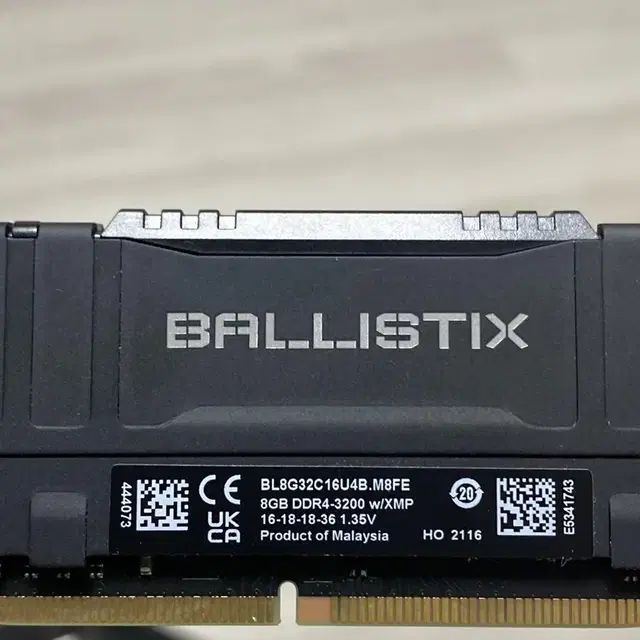 크루셜 발리스틱스 ddr4 램 8Gb*2개