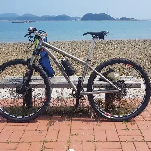 티타늄 MTB