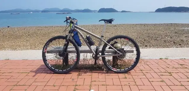 티타늄 MTB