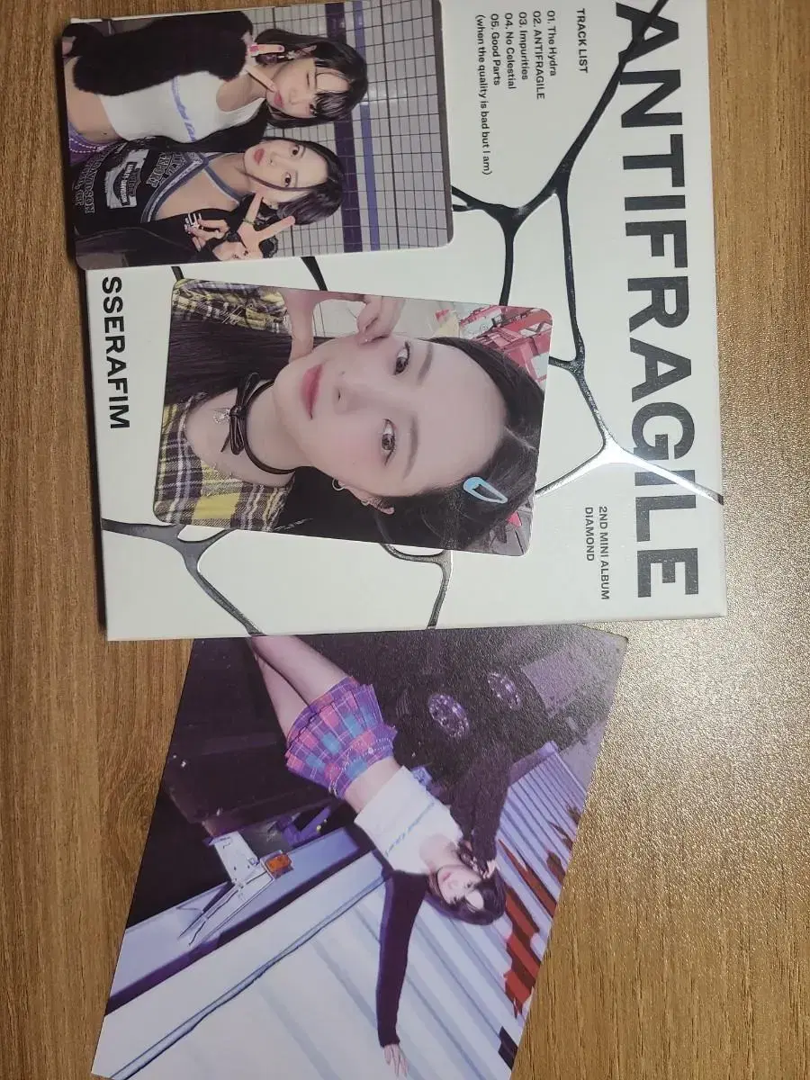 Le sserafim antifragile chaewon eunchae compact unsealed album full wts