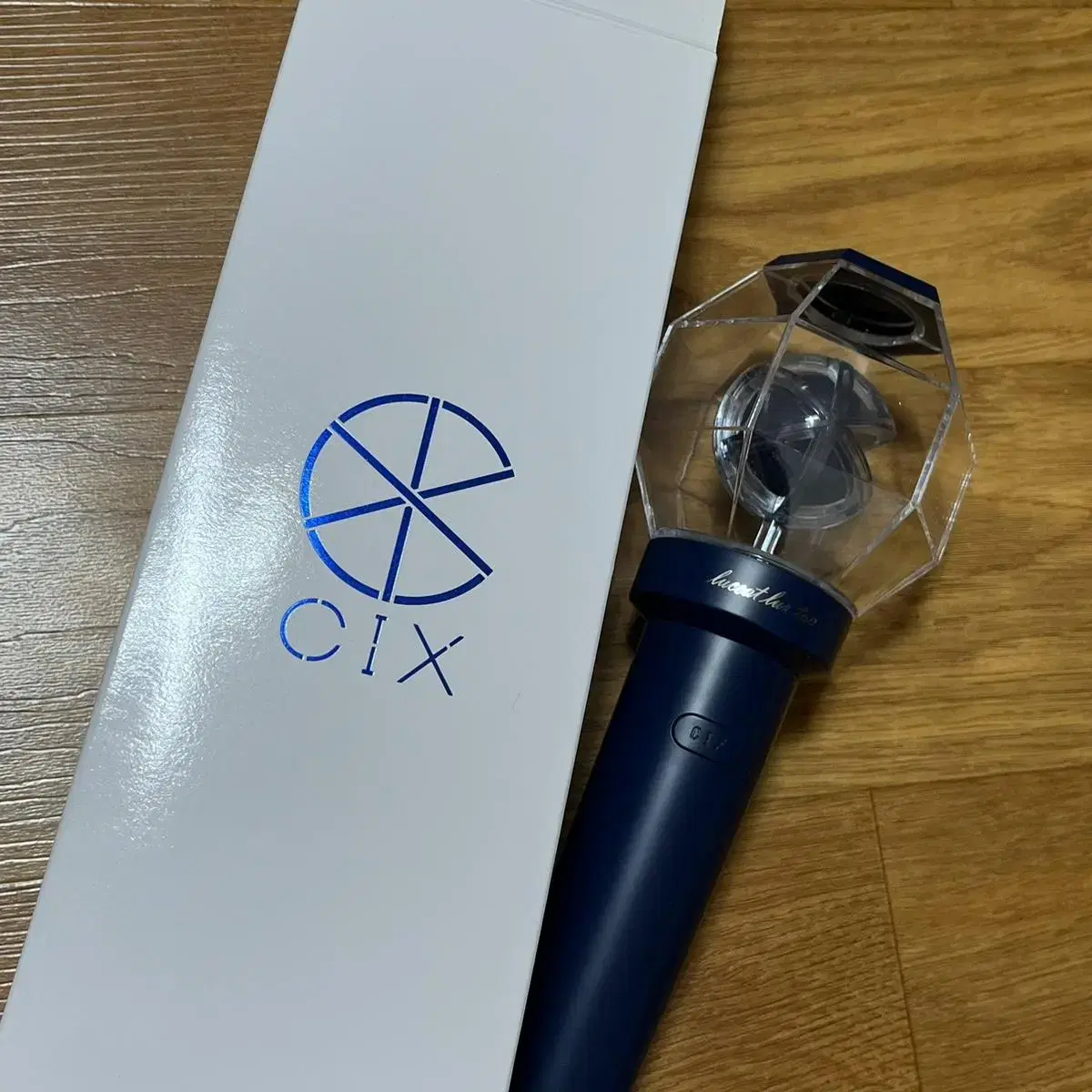 CIX lightstick Poebong