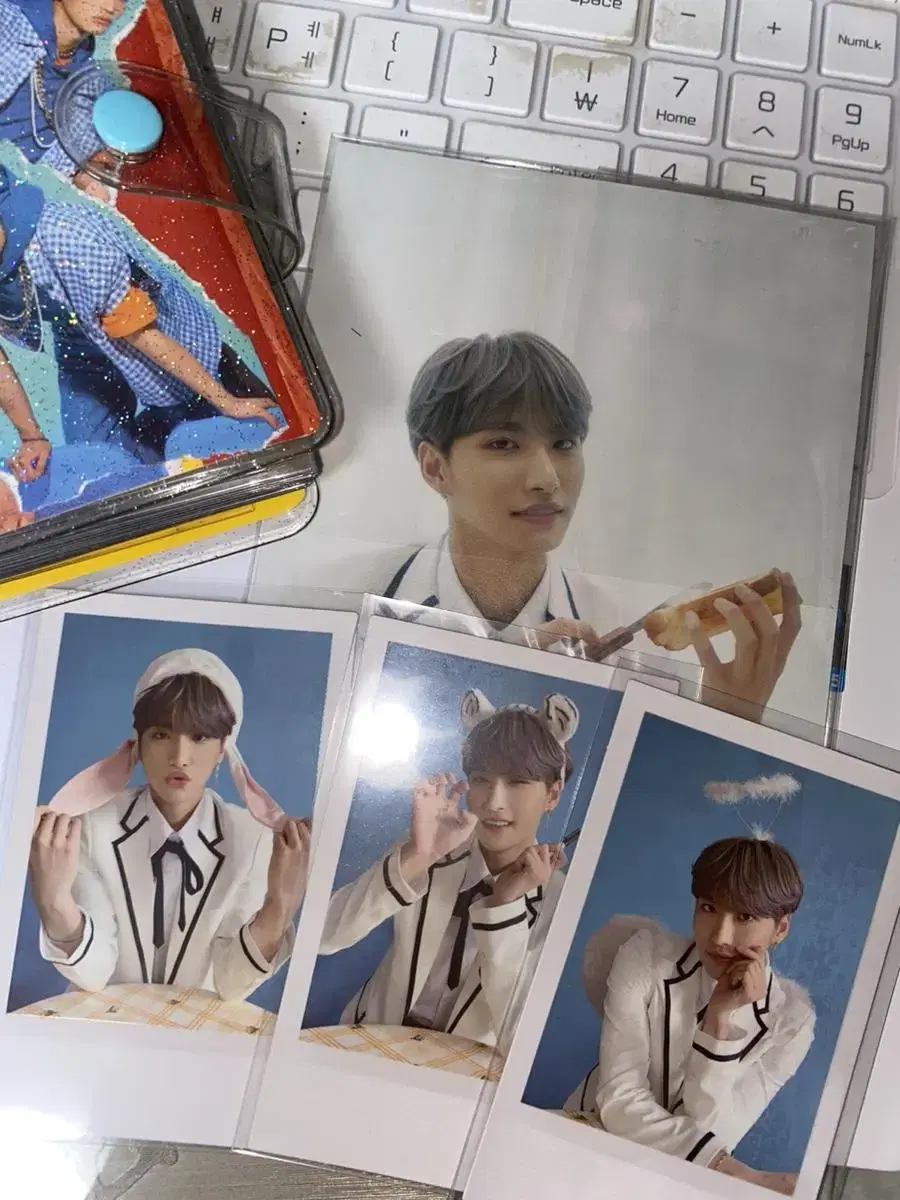 ateez seonghwa ateez 2nd polaroid & postcard set