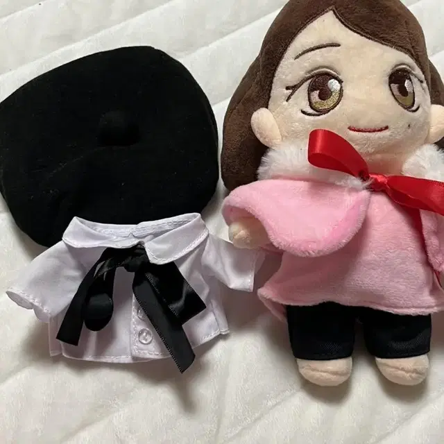 아이유 인형