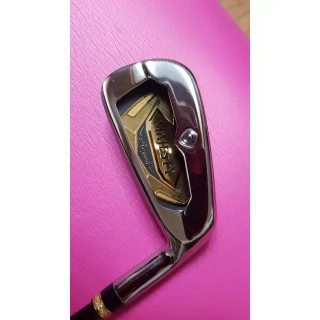 Used, like number 7, LV530 Majesty Royale SR lews.