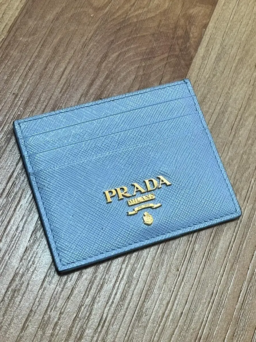 Prada Saffiano haneul kard wallet Genuine