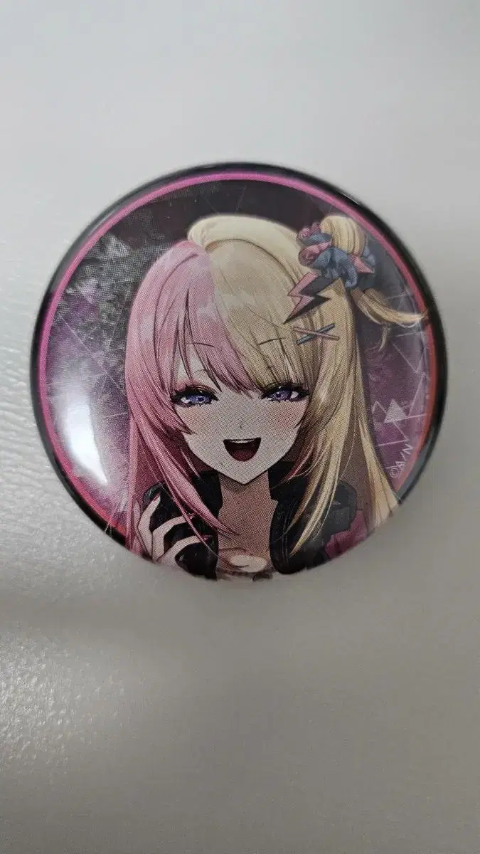 NIJISANJI Kotoka Can Badge