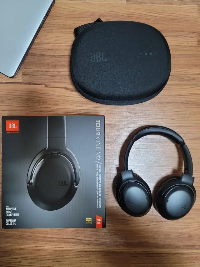 jbl tour one m2 헤드셋 헤드폰