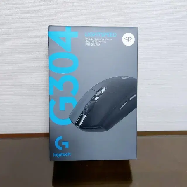 로지텍 G304 무선 마우스 블랙/화이트