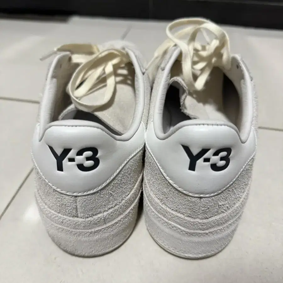 Y-3 가젤