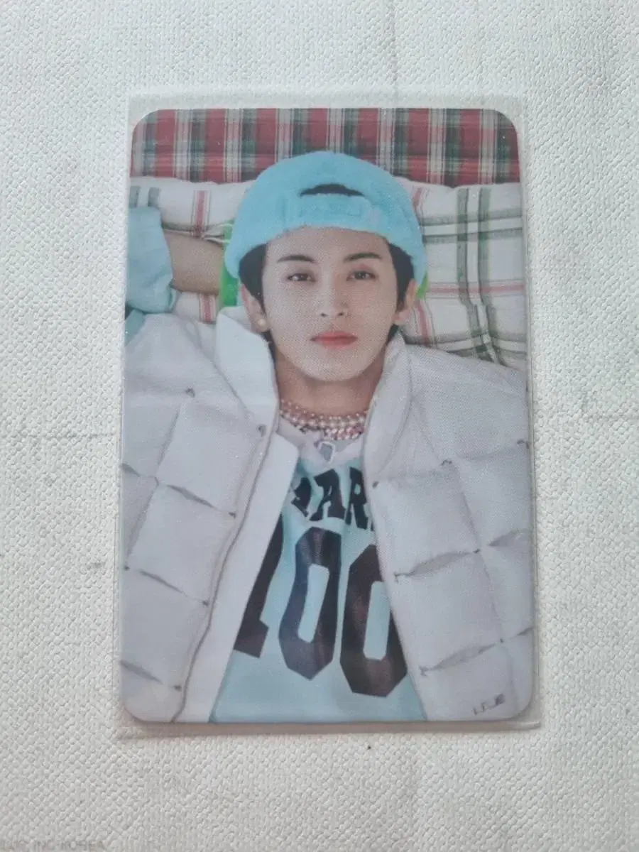 Mark Y2K kit pre-order benefit photocard