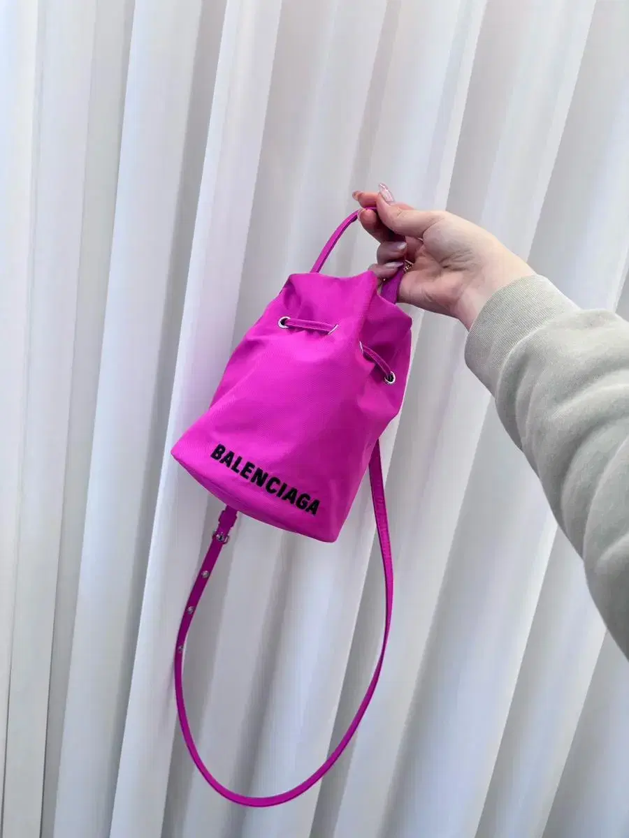 Balenciaga Wheeled Extra Small Drawstring FLUO PINK Bucket Bag 656