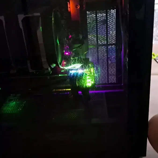 (서울) i5 13400 Rtx2080ti 게이밍본체 판매