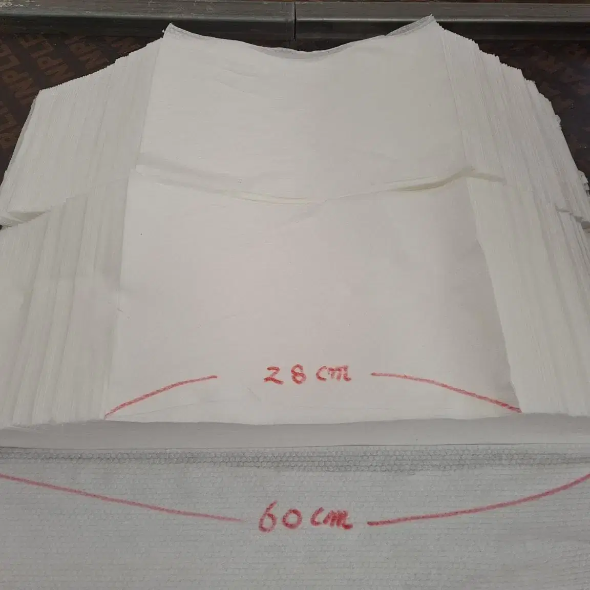 건티슈 대용량 8kg 수작업 후 저렴하게 납품합니다.