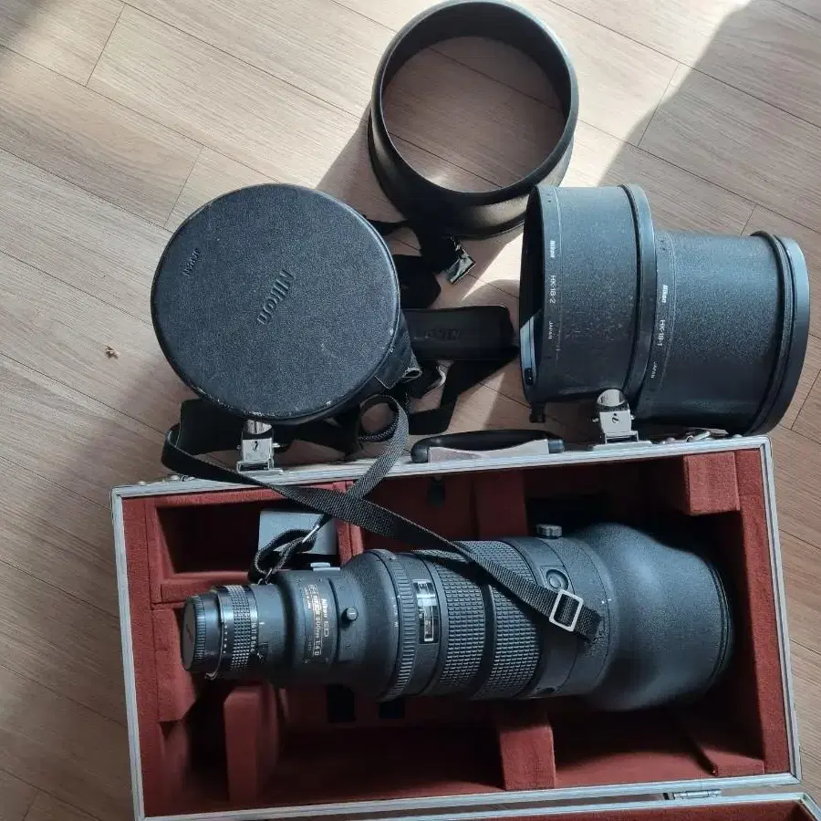 니콘 AF-1 nikkor 600mm 1:4D.