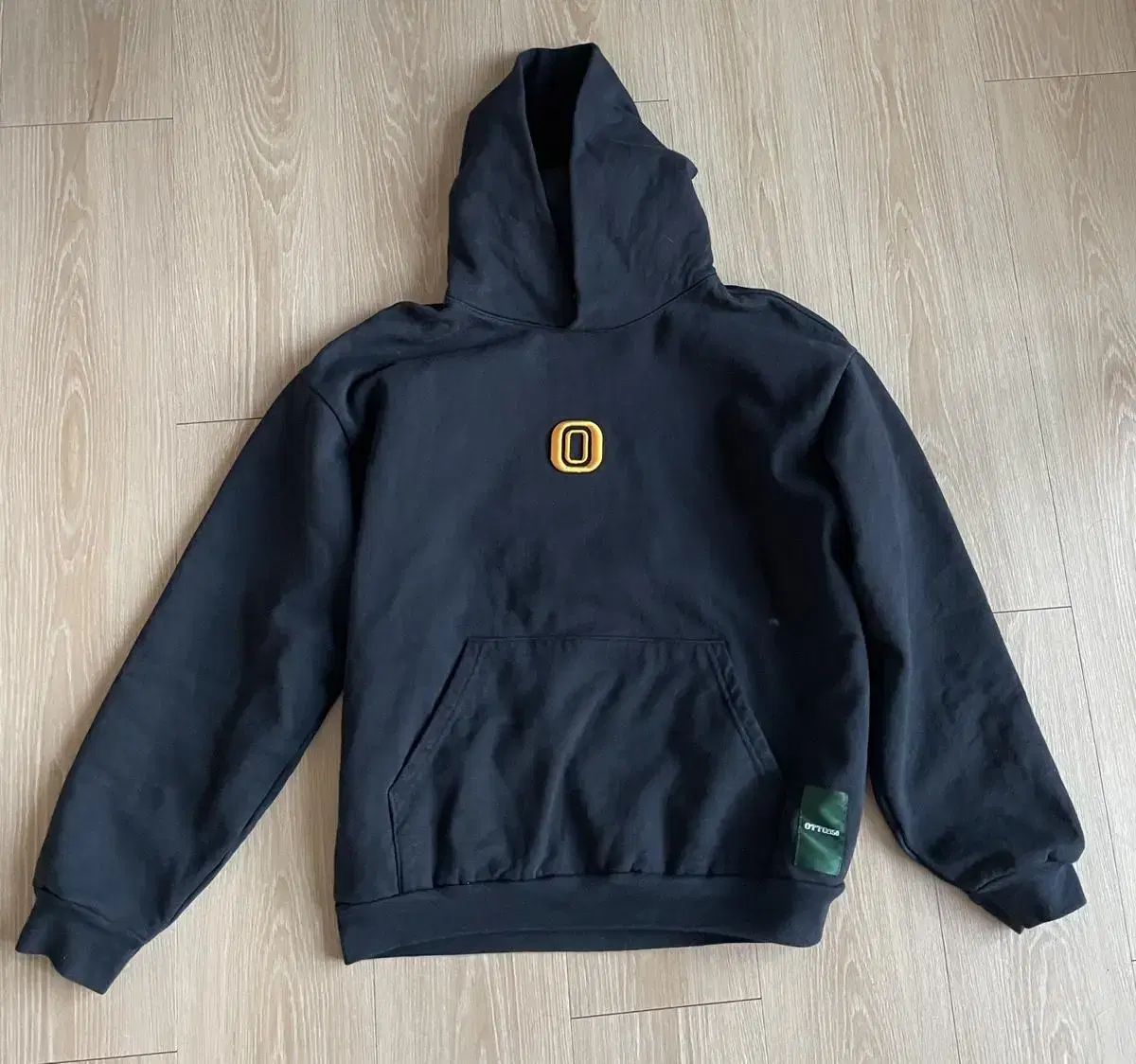 otto958 kiko hoodie size L