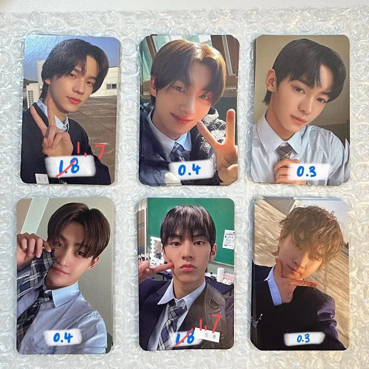 Tours powerstation Busan unreleased photocard (price reduced)