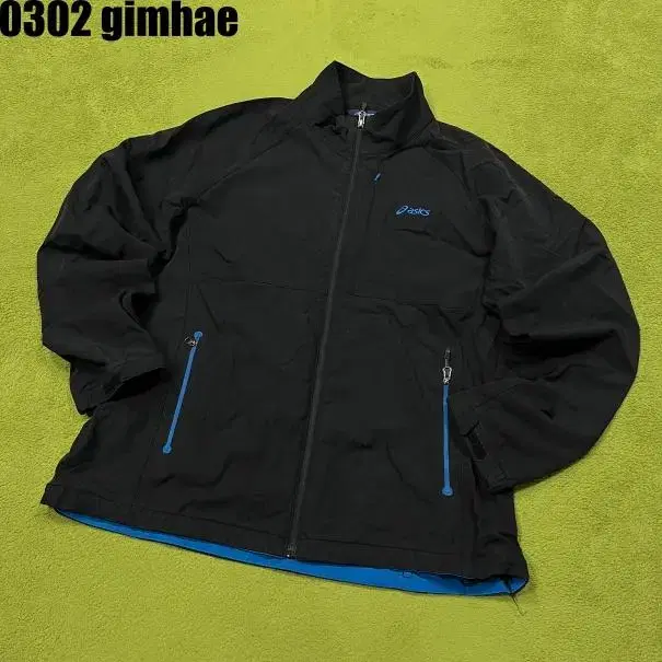 105 Asics Jacket