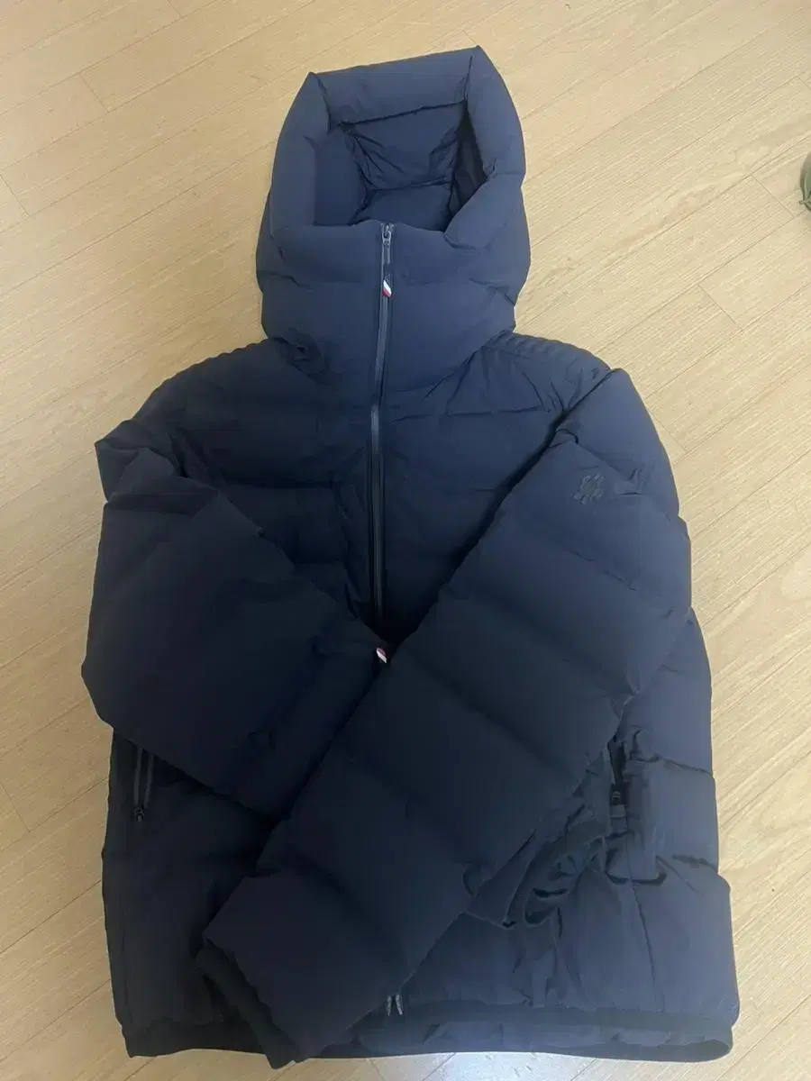 Moncler Padded 3 New Condition 100-105