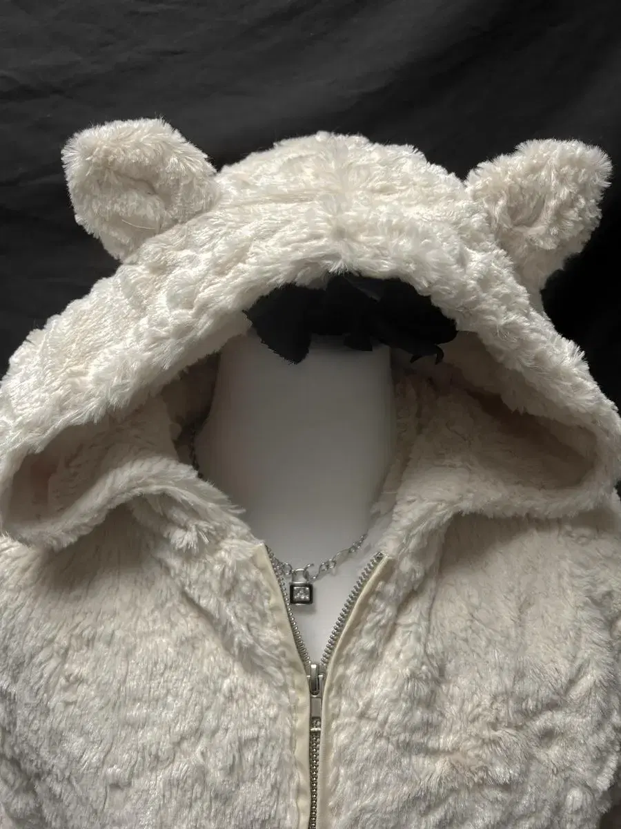 Vintage teddy bear puffer jacket