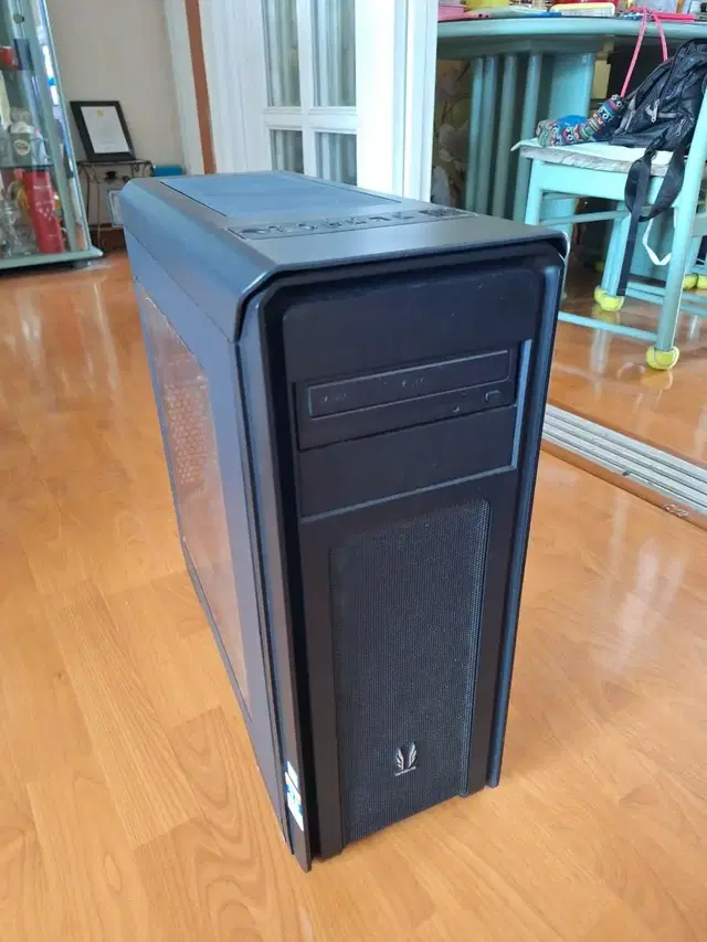 중고 데스크탑 PC (i5-7600)