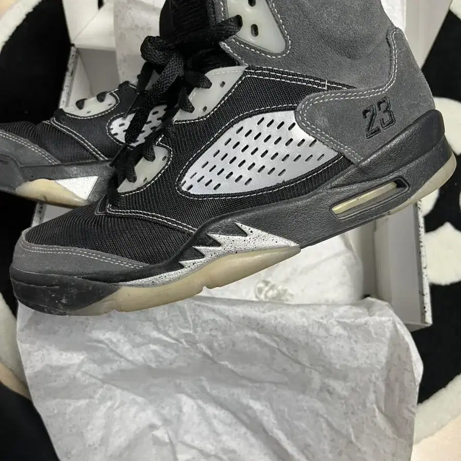 조던 5 앤트러사이트 Jordan 5 Retro Anthracite