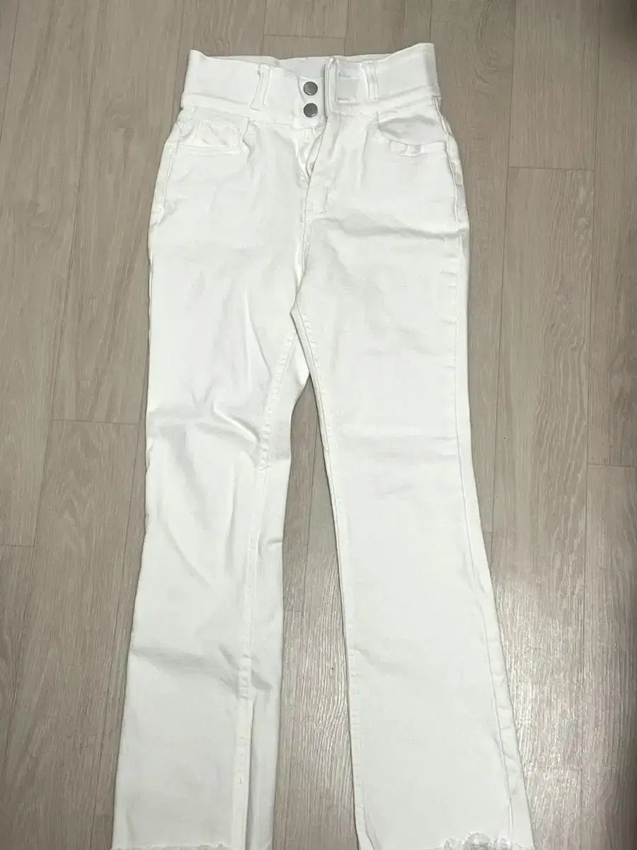 High-waisted two-button slim-fit white pants