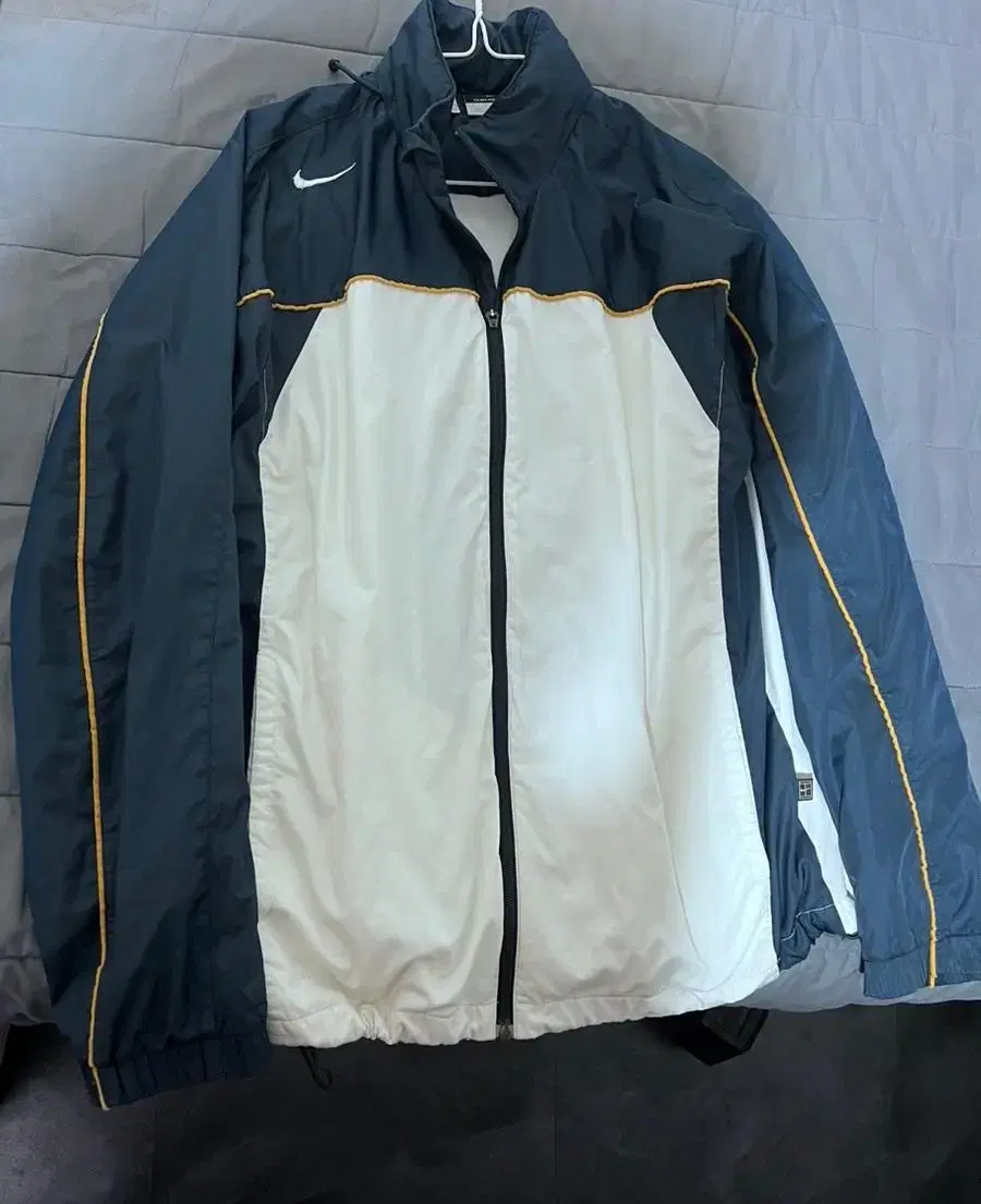 Nike Windbreaker Jacket