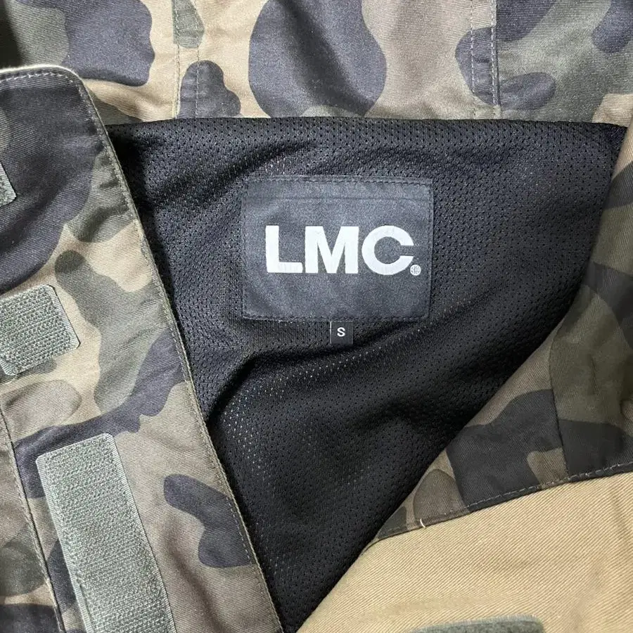 LMC 카모 아노락