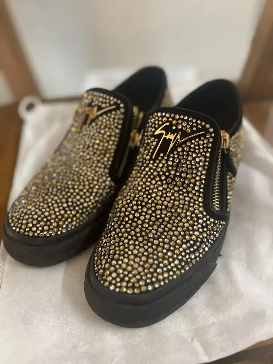 남자구두 쥬세페자노티  스와로보스키  goldsize 250~255 스니