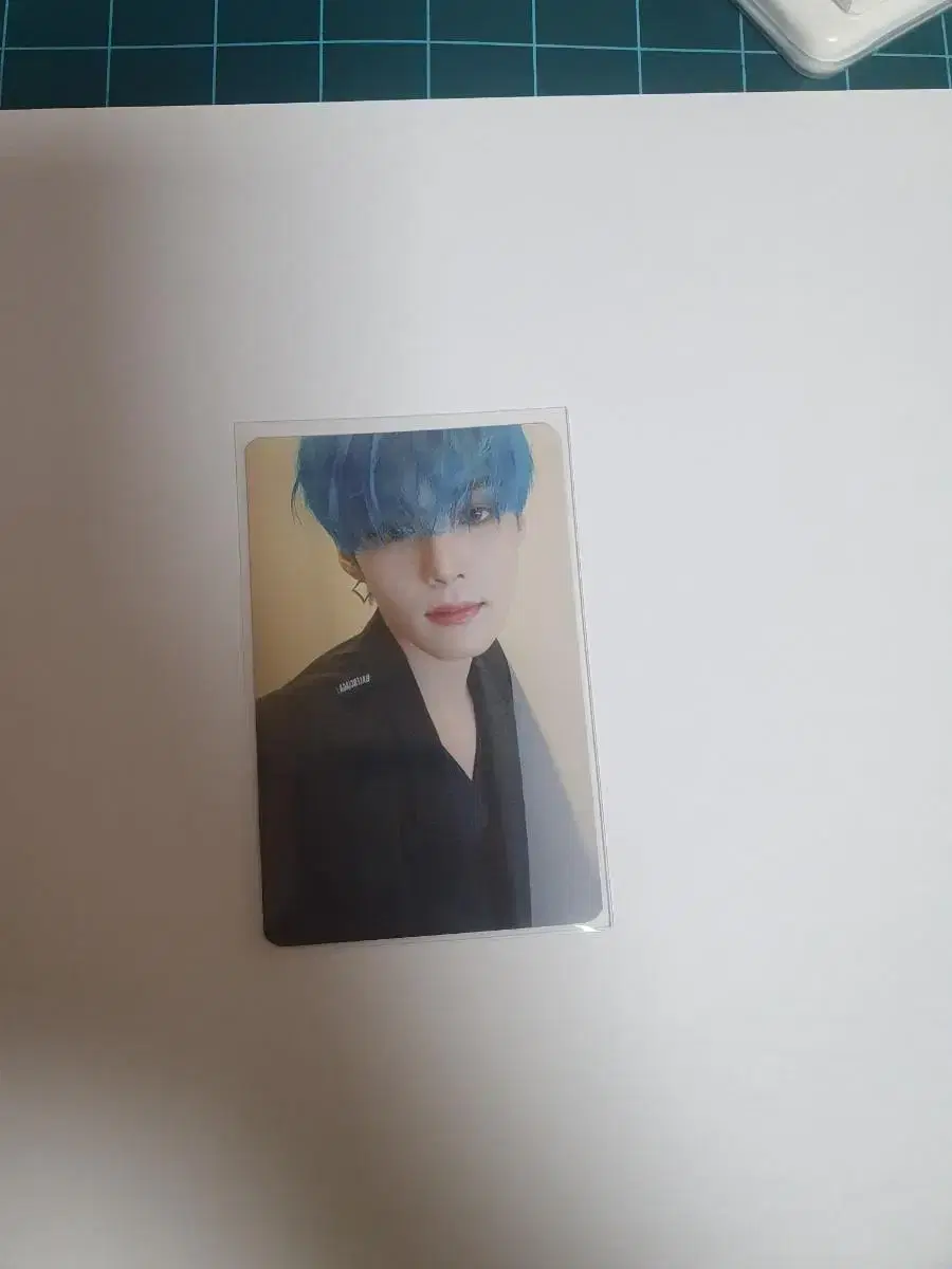 VICTION photocard sell it!!!