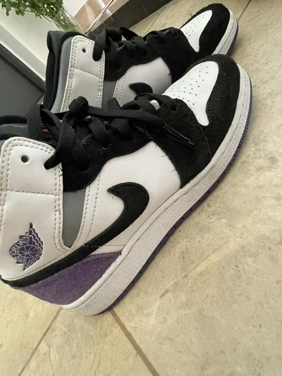 Nike Jordan1 Mid CourtPurpleBlack 240