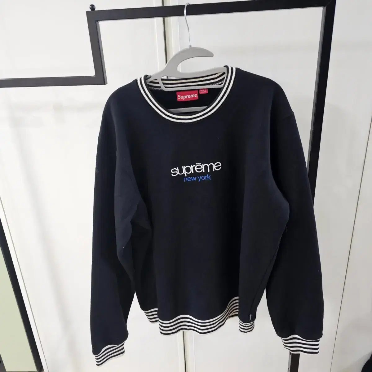 Supreme New Black L