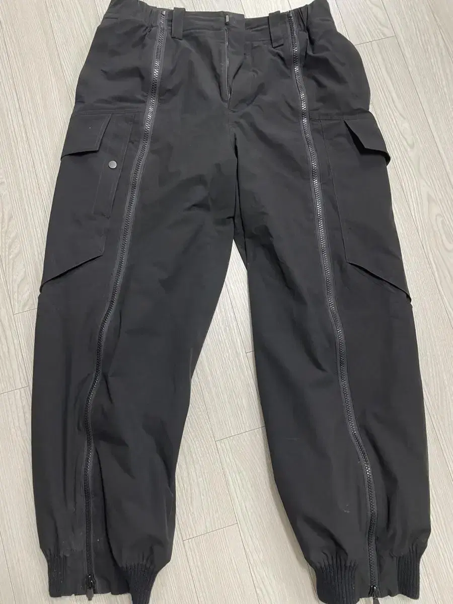 System Homme Textured Block Zipper Panel Slit Pants Size 34