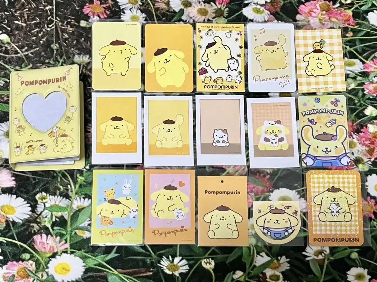 Pompompurin collect book + 15 photocards and tacks / San Ruckle photocard kard keyring