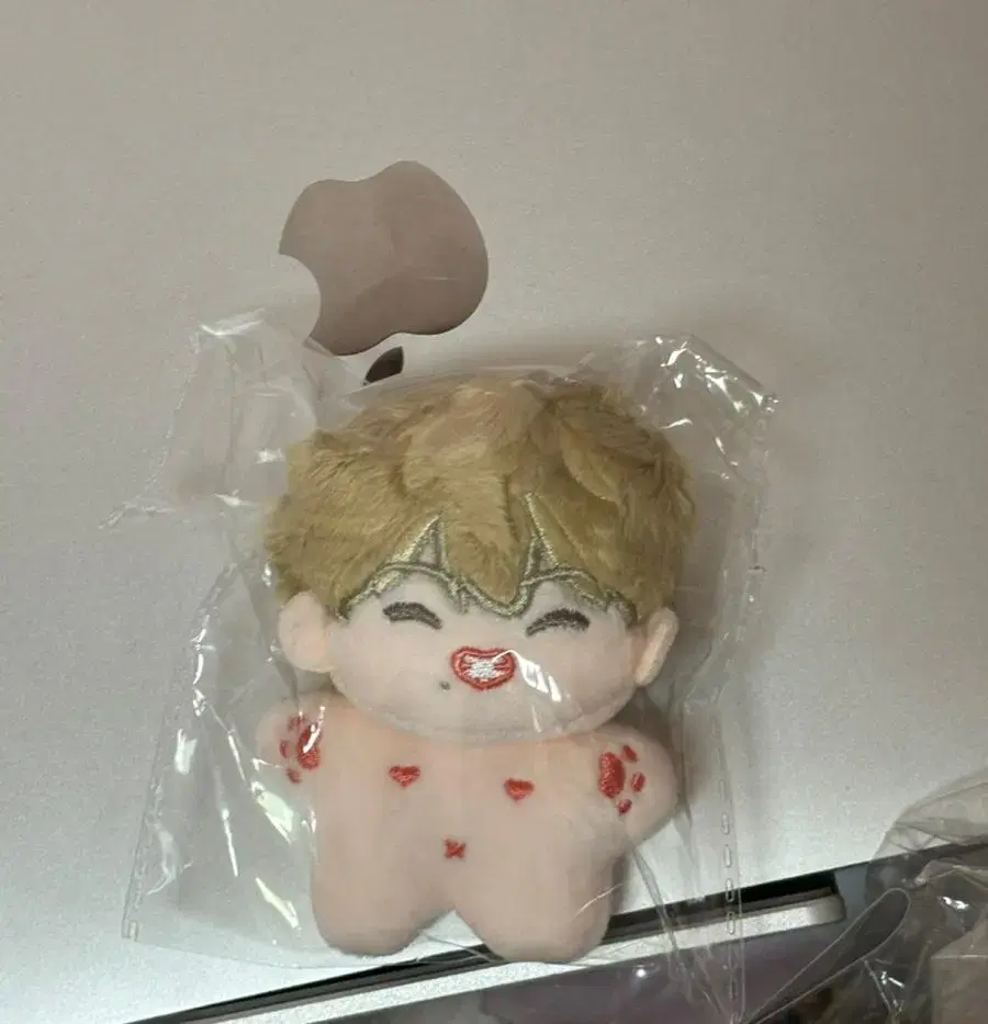 Unsealed jisung Omiriz doll WTS