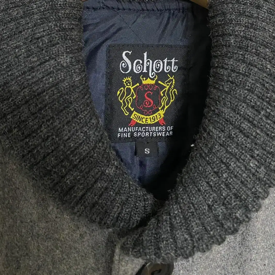 Schott 스타디움 자켓