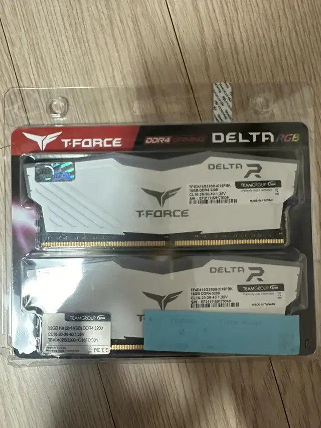 T-force 팀그룹 32GB 튜닝램 판매합니다