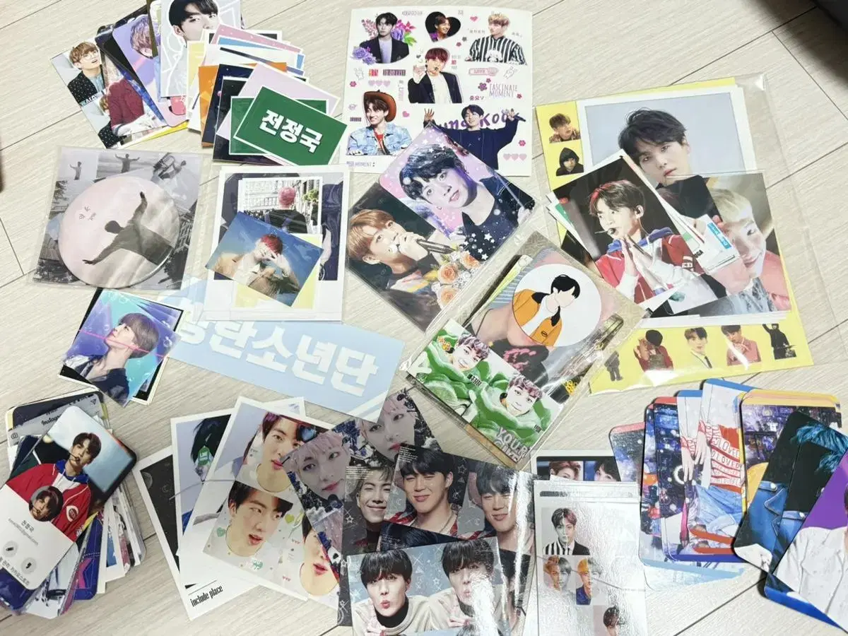 Bangtan Unofficial Goods, Official Goods