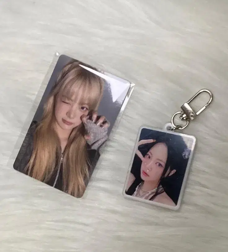 le sserafim hong eunchae keyring weverse photocard photocard set