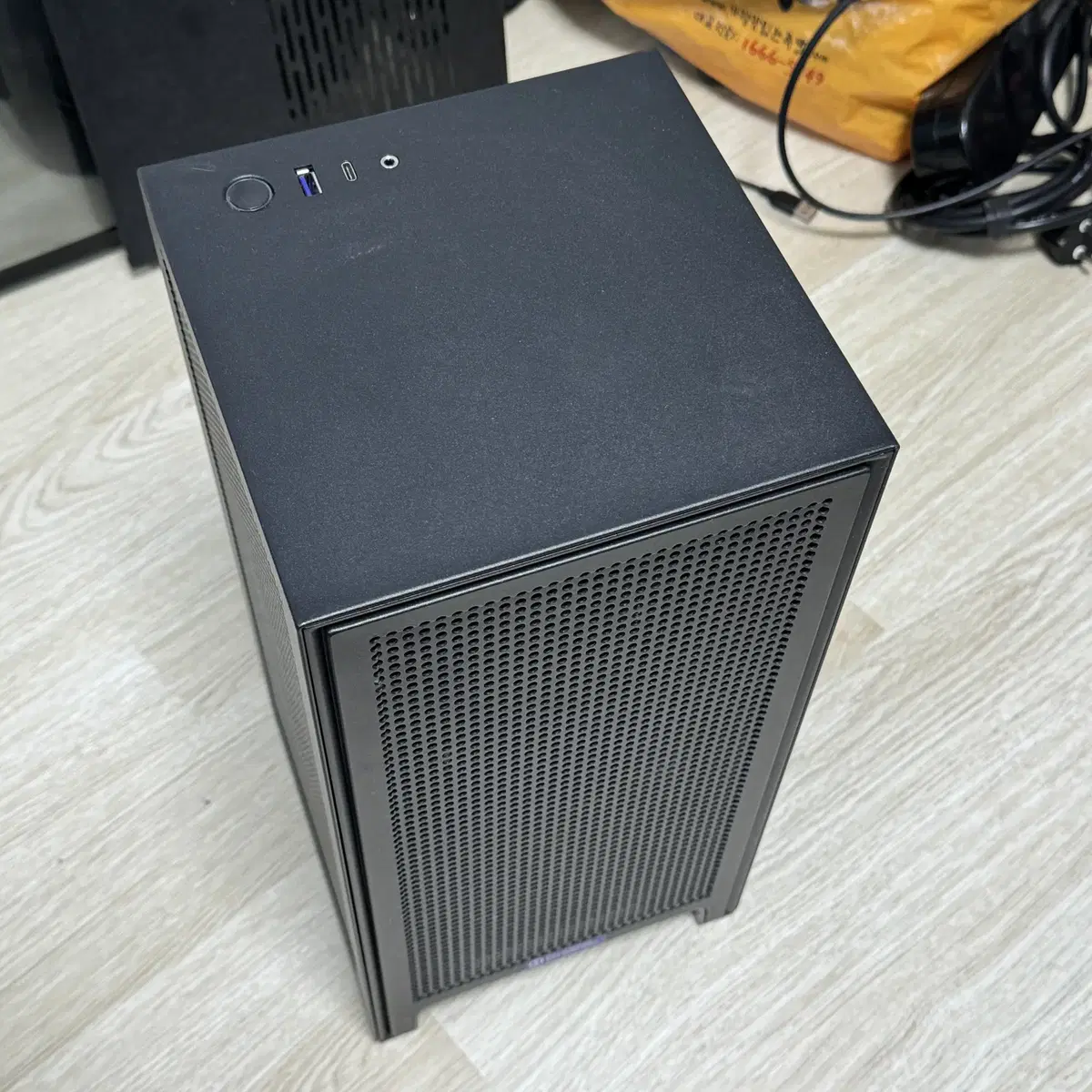 NZXT H1 V1 ITX 케이스 블랙 풀박스 파워 쿨러 라이저 포함