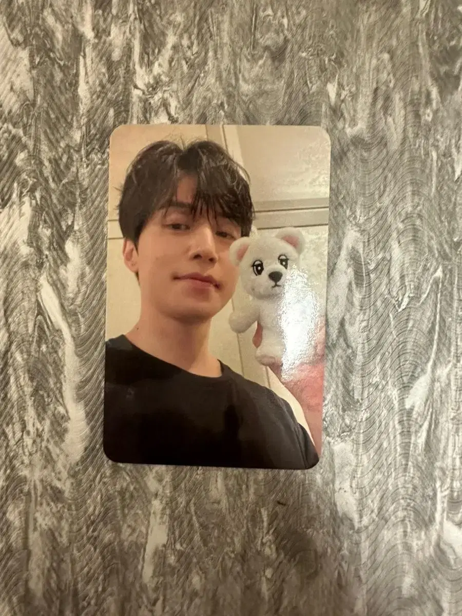 Lee Dongwook pop up pre-order benefit photocard