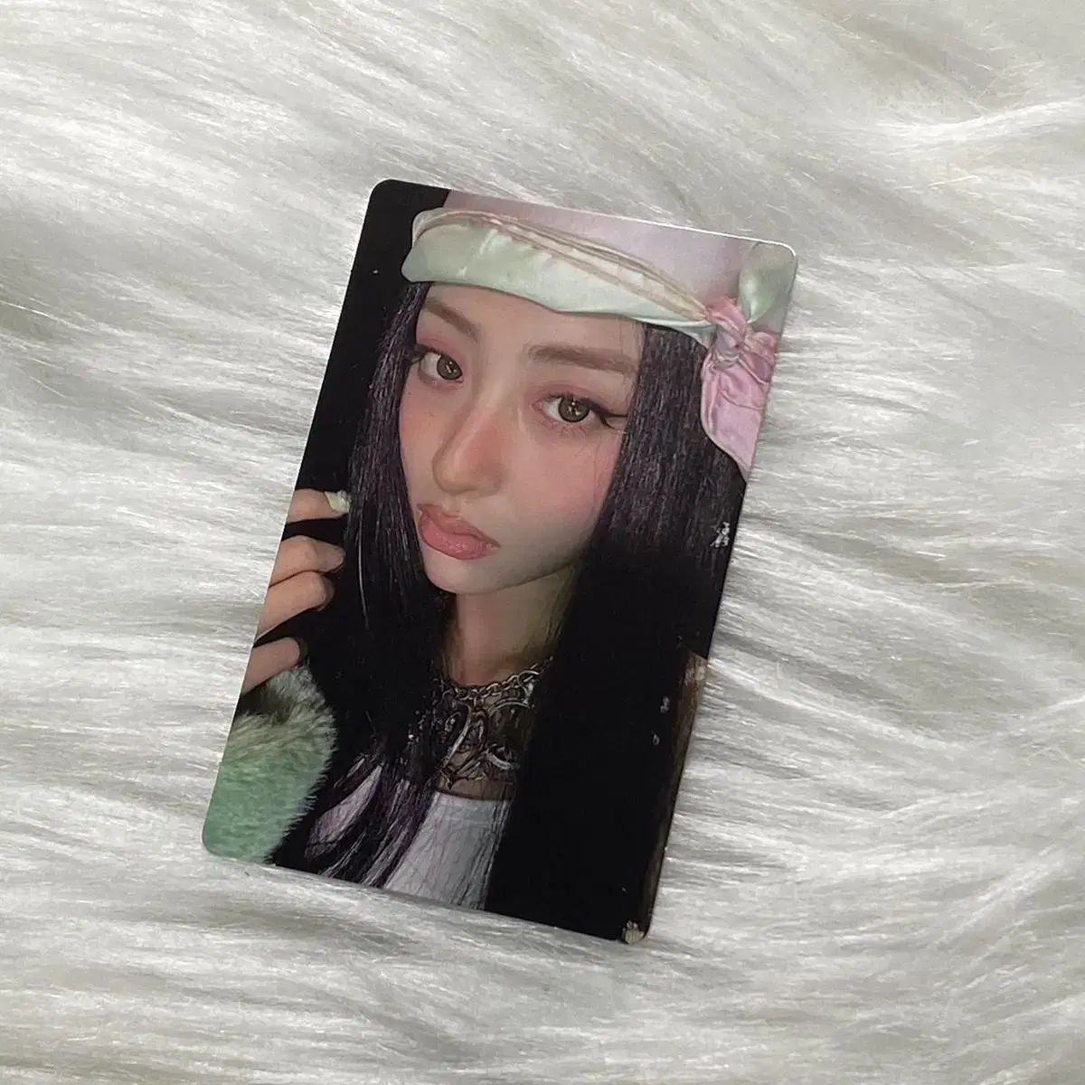 le sserafim huh yunjin photocard e.ji weverse